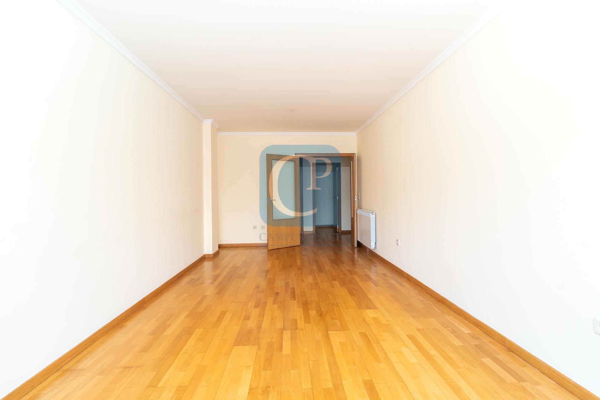 Apartamento T2 em Ramalde, Porto