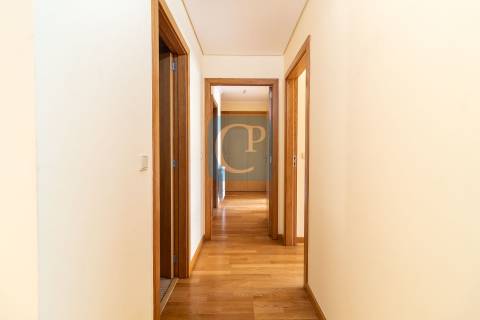 Apartamento T2 em Ramalde, Porto