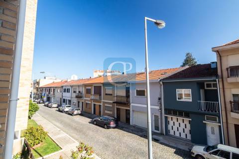 Apartamento T2 em Ramalde, Porto