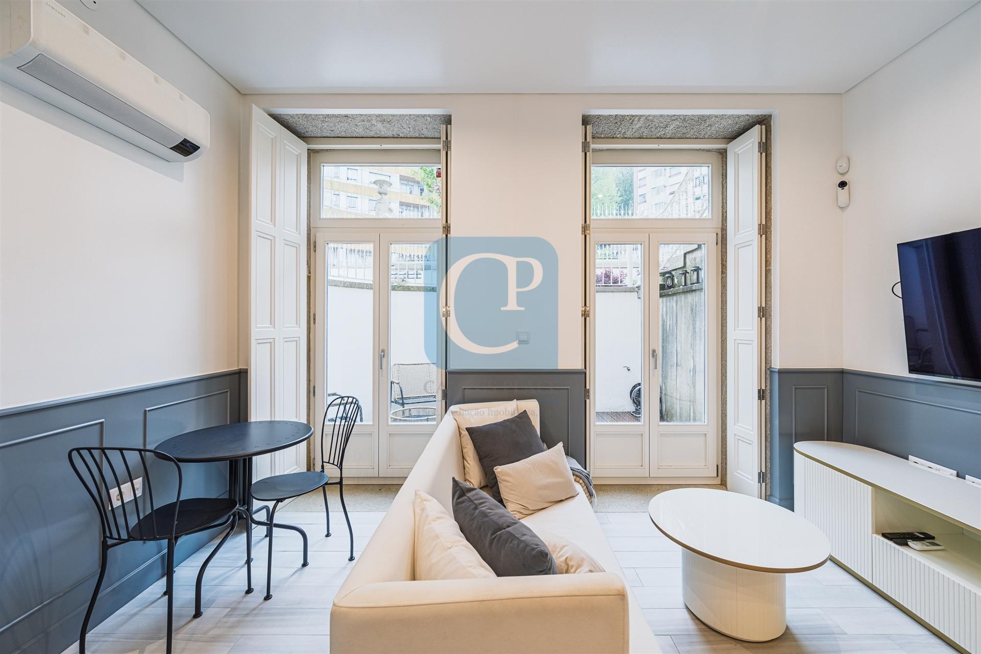 Apartamento T1kit novo em Campanhã, Porto