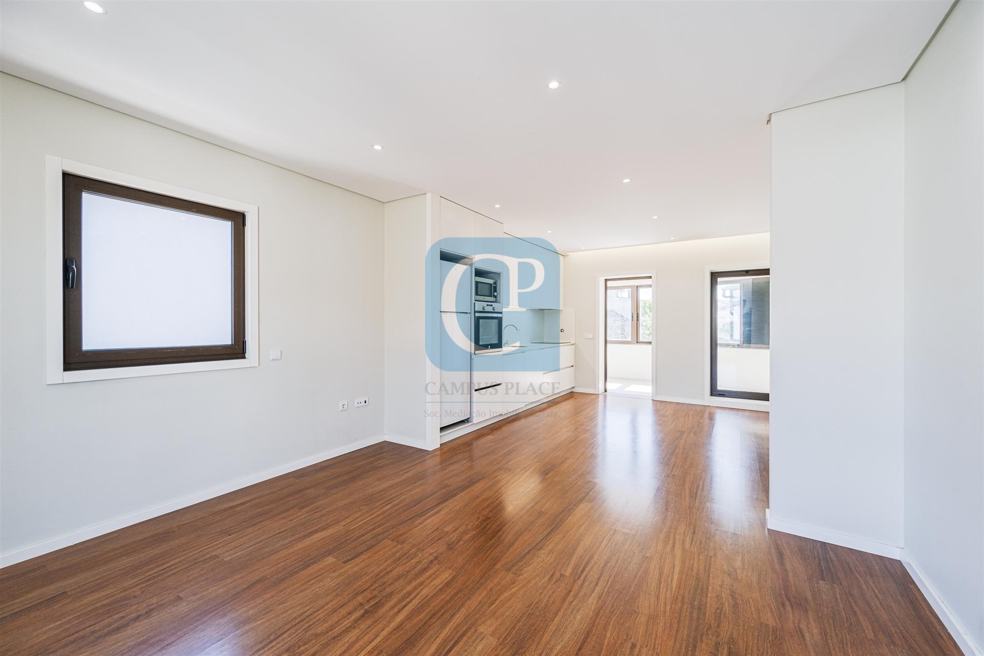 Andar Moradia T2+1 em Pedrouços, Maia