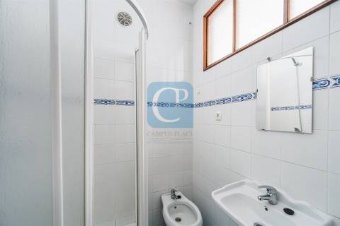 Apartamento T1 com varanda em Paranhos, Porto