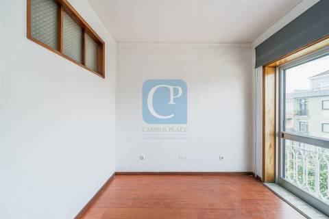 Apartamento T1 com varanda em Paranhos, Porto