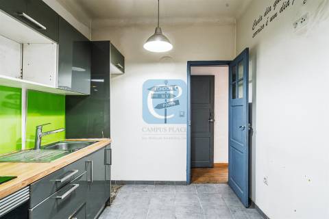 Moradia Geminada V3 à Avenida Fernão Magalhães, Porto