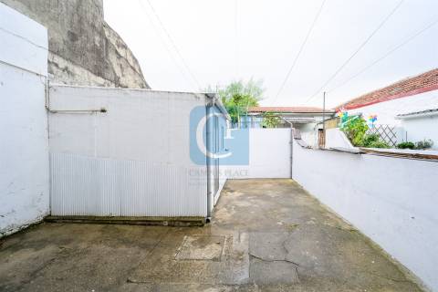 Apartamento T2 em Pedrouços, próximo à Rotunda da Areosa, Pedrouços, Maia