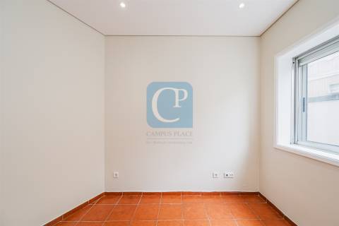 Apartamento T2 em Pedrouços, próximo à Rotunda da Areosa, Pedrouços, Maia