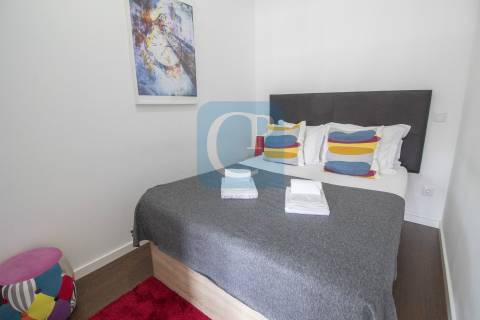 Apartamento T1kit, junto à Avenida da Boavista