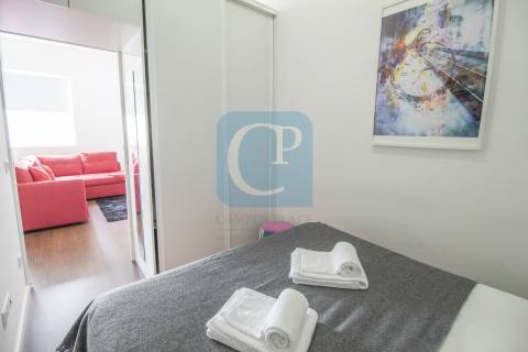 Apartamento T1kit, junto à Avenida da Boavista