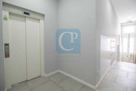 Apartamento T1kit, junto à Avenida da Boavista