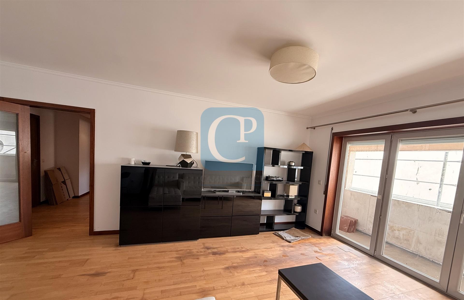 Apartamento T1 mobilado e equipado em Paranhos, Porto