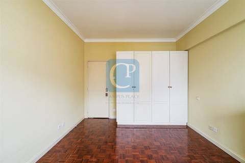 Apartamento T2+1 em Santo Ildefonso, Porto