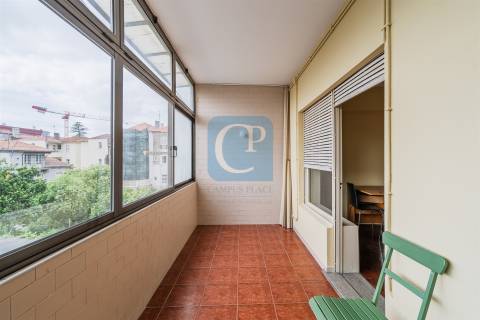 Apartamento T2+1 em Santo Ildefonso, Porto
