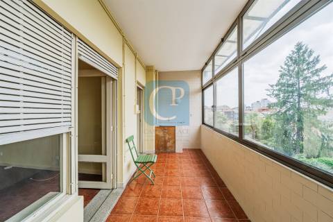 Apartamento T2+1 em Santo Ildefonso, Porto