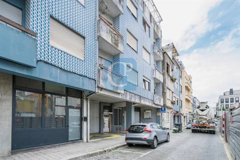 Apartamento T2+1 em Santo Ildefonso, Porto