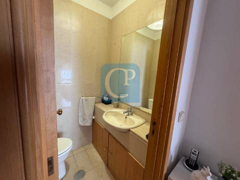 Apartamento T2, em frente ao Hospital de São João, Paranhos, Porto