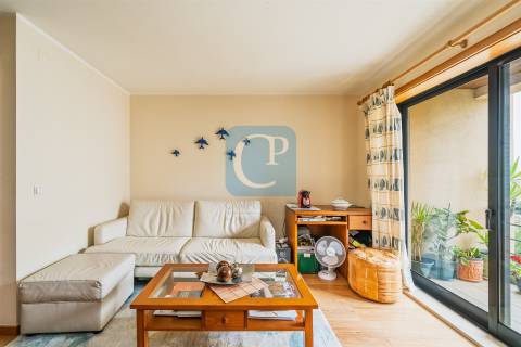 Apartamento T1 equipado, em Lordelo do Ouro