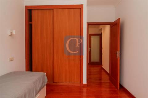 Apartamento T2 próximo ao Norteshopping