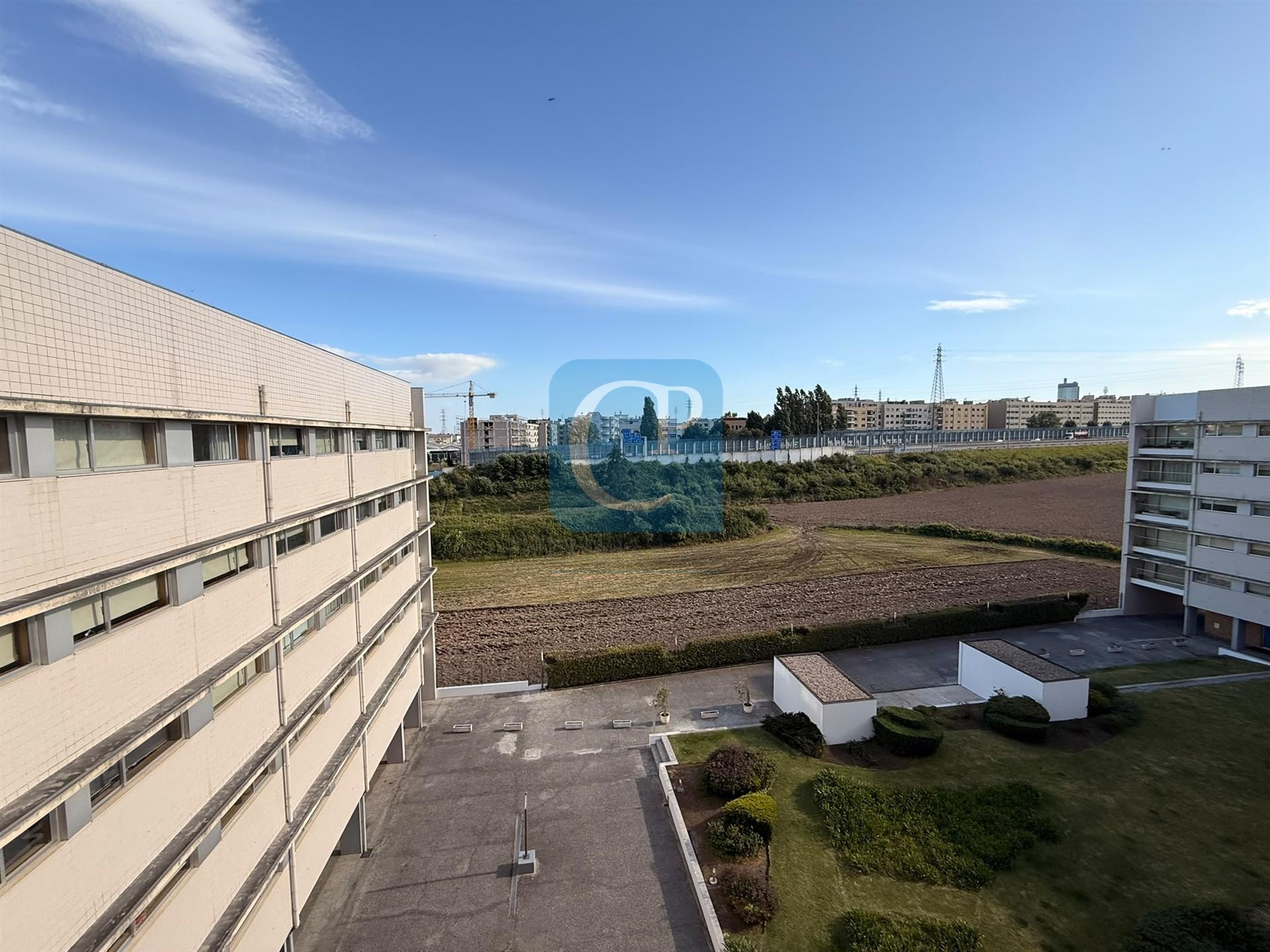 Apartamento T2 com lugar de garagem e arrumos em Vermoim na Maia