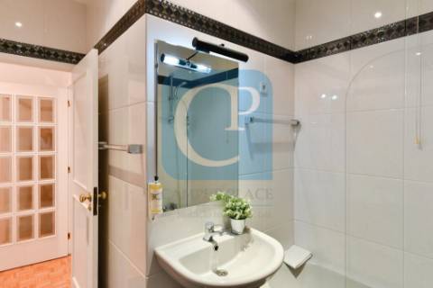 Apartamento T4 equipado e mobilado em Ramalde