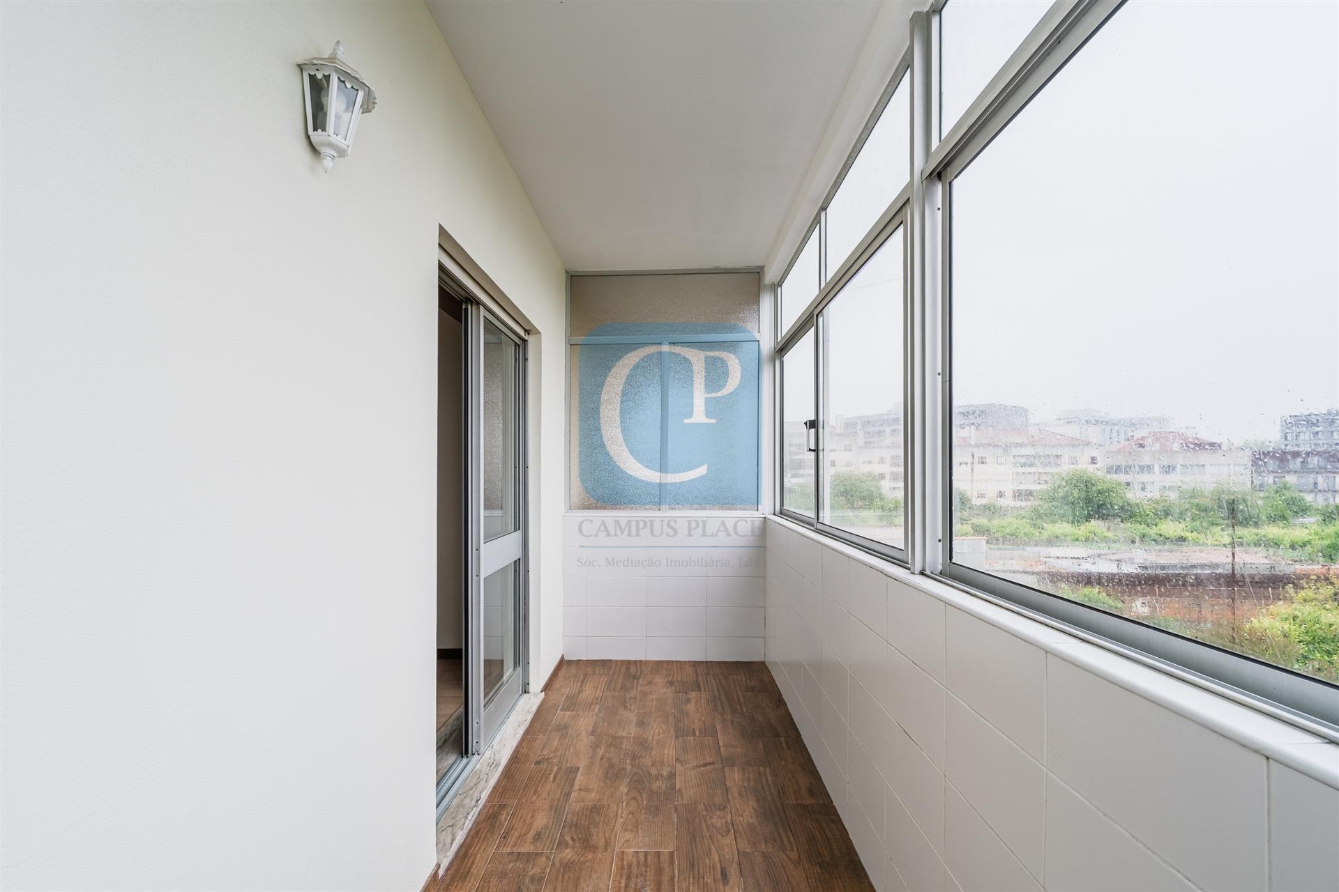 Apartamento T2+1 no Pólo Univertário Asprela e a 10 min ao Metro S.João.