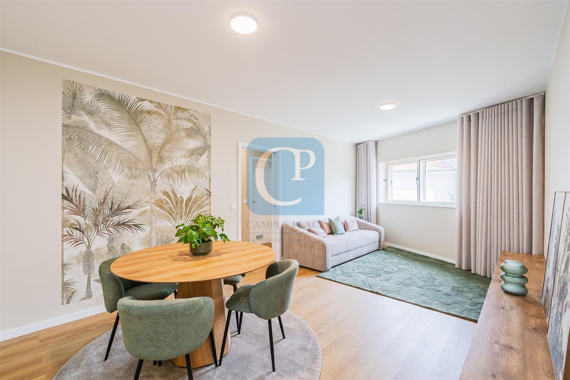 Apartamento T2 mobilado em condomínio fechado, Ramalde, Porto