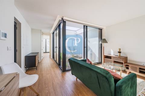 Apartamento T1 junto ao Hospital S. João