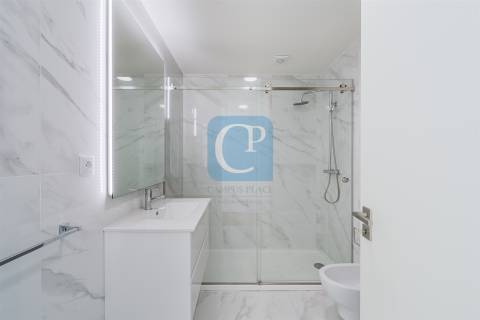 Apartamento T1 junto ao Hospital S. João