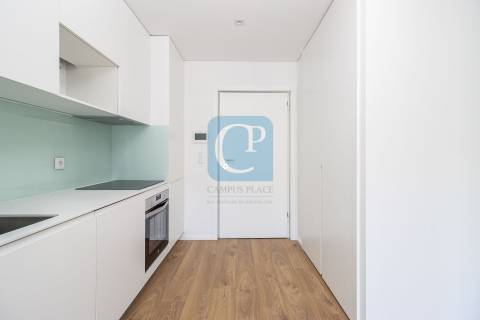 Apartamento T1Kit, novo,  no Parque dos Sobreiros, Paranhos