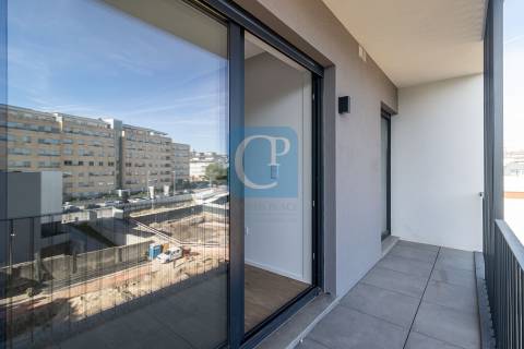 Apartamento T1Kit, novo,  no Parque dos Sobreiros, Paranhos