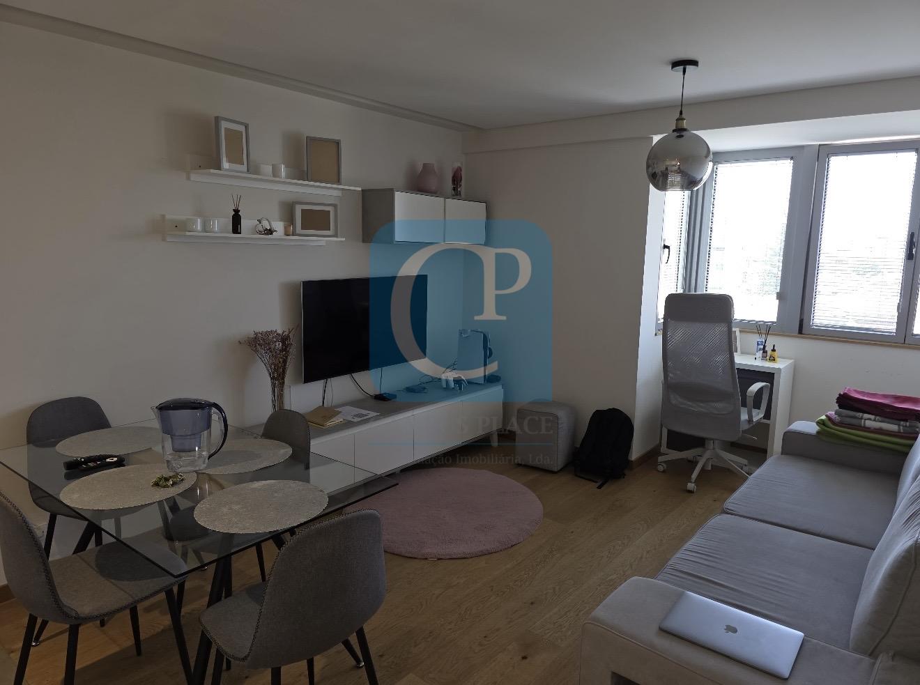 Apartamento T2  mobilado e equipado em Paranhos, Porto