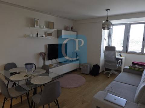 Apartamento T2  mobilado e equipado em Paranhos, Porto