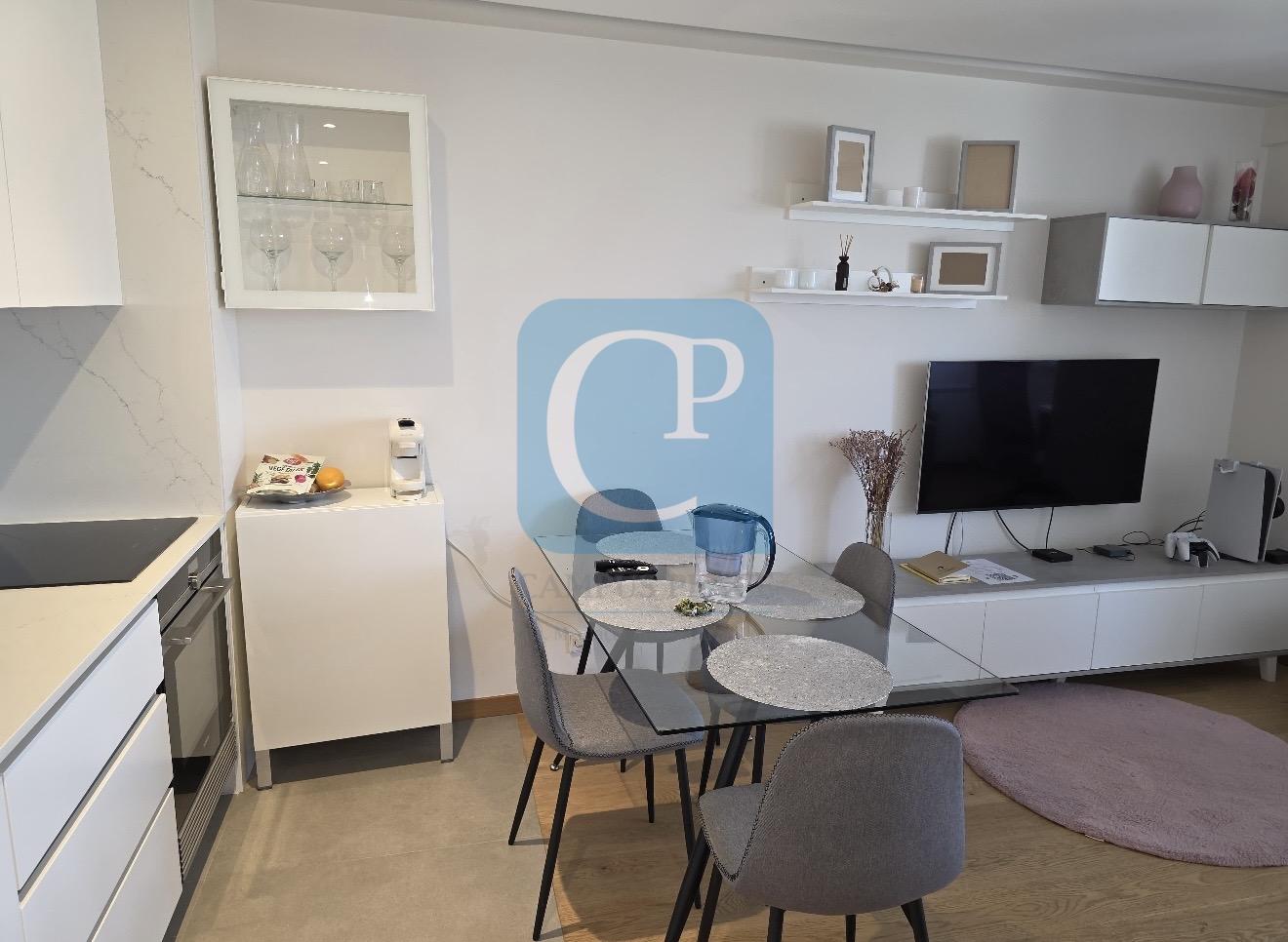 Apartamento T2  mobilado e equipado em Paranhos, Porto