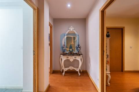 Apartamento T2+1 junto à Fonte Luminosa, Matosinhos