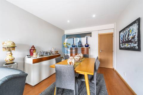 Apartamento T2+1 junto à Fonte Luminosa, Matosinhos