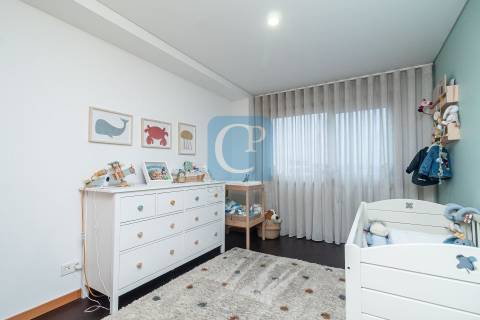 Apartamento T2Kit como novo, junto à Igreja da Areosa
