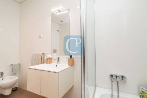 Apartamento T2Kit como novo, junto à Igreja da Areosa