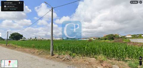 Loteamento de 5852 m2 no Castêlo da Maia, para 9 moradias no total de 2450 m2 de construção