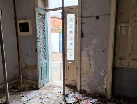 Moradia para Restauro em Pleno Centro Póvoa de Varzim