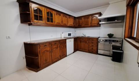 T3+1 junto ao Centro em Póvoa de Varzim