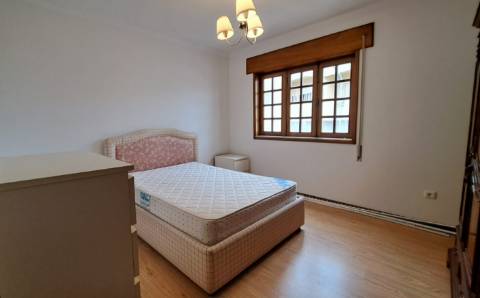 T3+1 junto ao Centro em Póvoa de Varzim