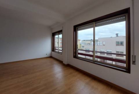 T3 Perto do Metro em Póvoa de Varzim