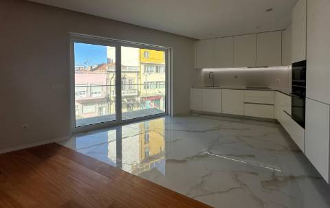 T3 no Centro da Cidade e Junto à Praia na Póvoa de Varzim