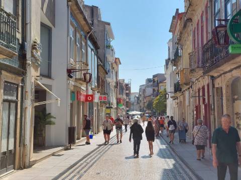 Loja na Rua da Junqueira Póvoa de Varzim