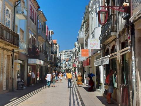 Loja na Rua da Junqueira Póvoa de Varzim
