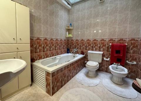 Moradia T5 no centro da cidade em Póvoa de Varzim