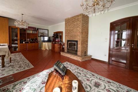 Moradia T5 no centro da cidade em Póvoa de Varzim