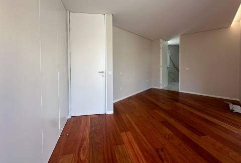 Moradia T3 nova na Póvoa de Varzim