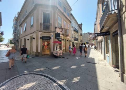 Moradia Única na Rua da Junqueira Póvoa de Varzim