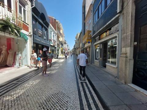 Moradia Única na Rua da Junqueira Póvoa de Varzim