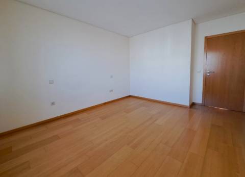Apartamento T2 para Arrendamento Anual em Vila do Conde